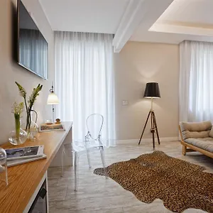 2* Alojamento de Acomodação e Pequeno-almoço Season